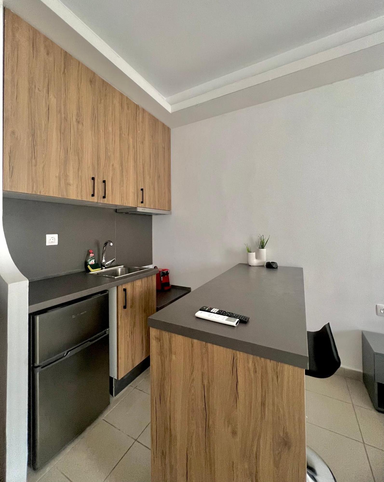 Central Apartment 6 Лариса Экстерьер фото